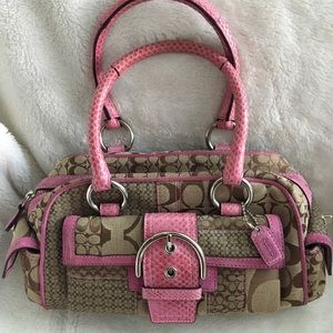 Coach signature patchwork/pink trim